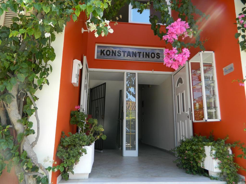 Konstantinos Apartments Айя-Евфимия Экстерьер фото