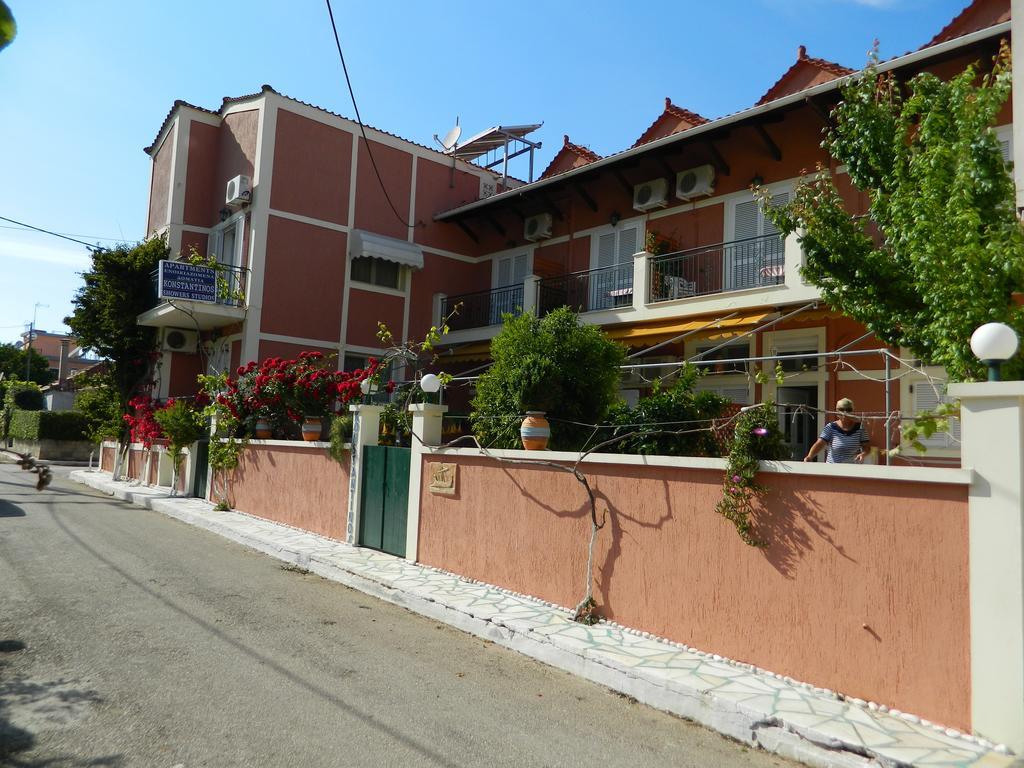 Konstantinos Apartments Айя-Евфимия Экстерьер фото