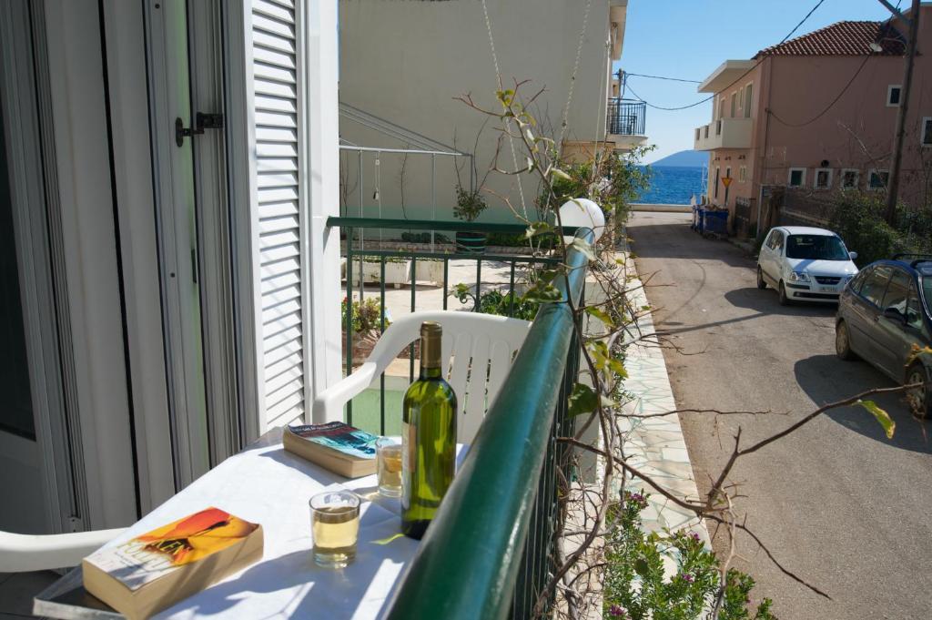 Konstantinos Apartments Айя-Евфимия Номер фото